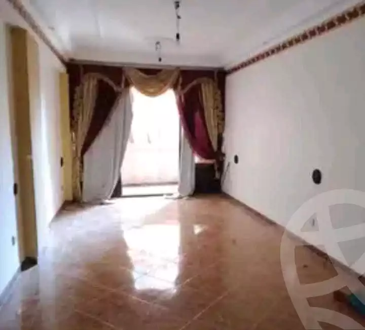 https://aqarmap.com.eg/en/listing/5795945-for-rent-alexandria-l-jmy-lbytsh-el-hay-st