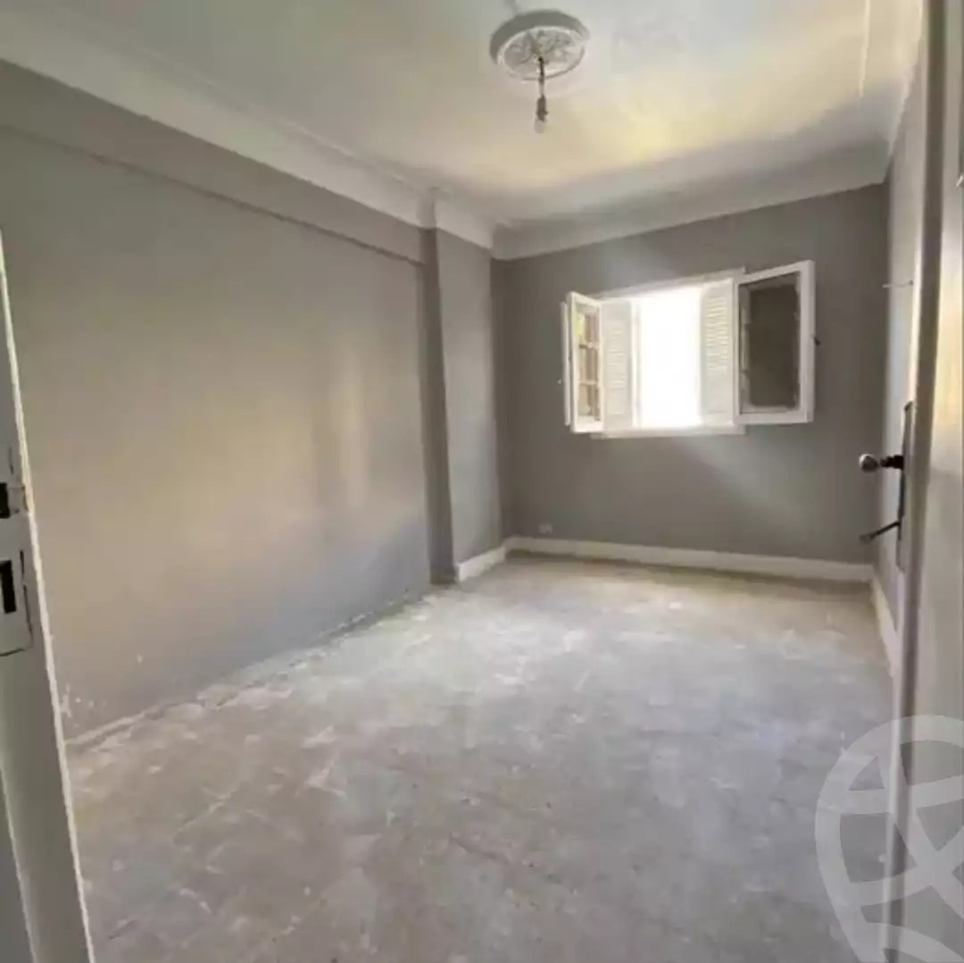 https://aqarmap.com.eg/en/listing/5796554-for-rent-alexandria-shds