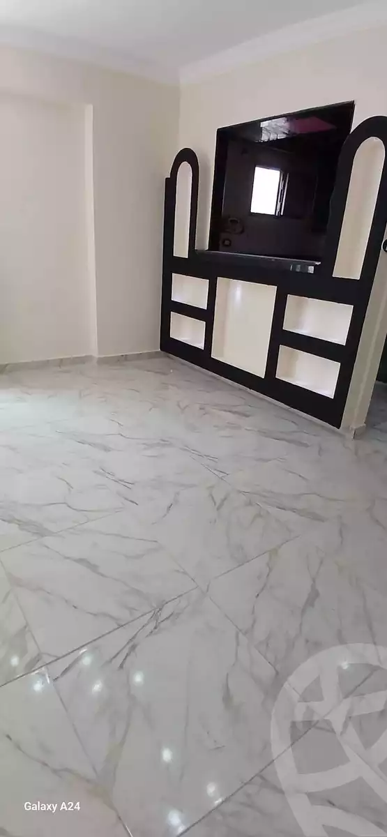 https://aqarmap.com.eg/en/listing/5797973-for-sale-alexandria-bahray-el-anfoshy-sidi-yakout-st