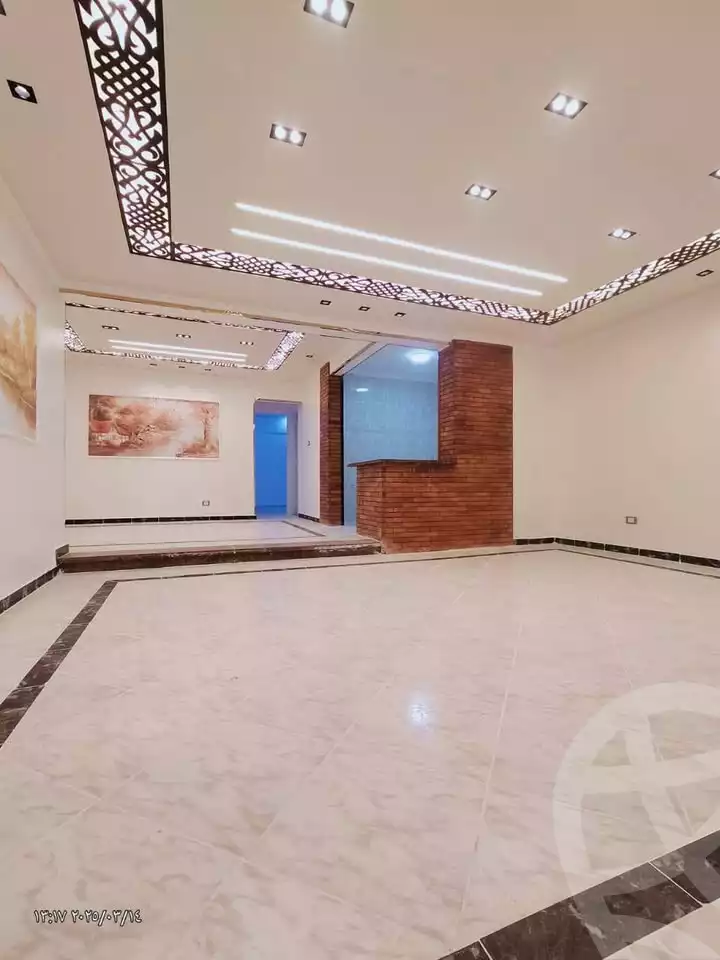 https://aqarmap.com.eg/en/listing/5798828-for-sale-alexandria-l-jmy-el-kilo-21