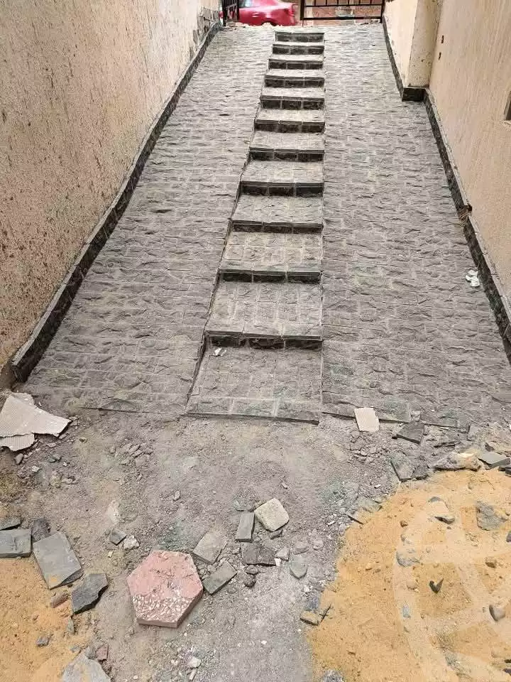 https://aqarmap.com.eg/ar/listing/5799704-for-rent-cairo-mokattam-lhdb-l-ly