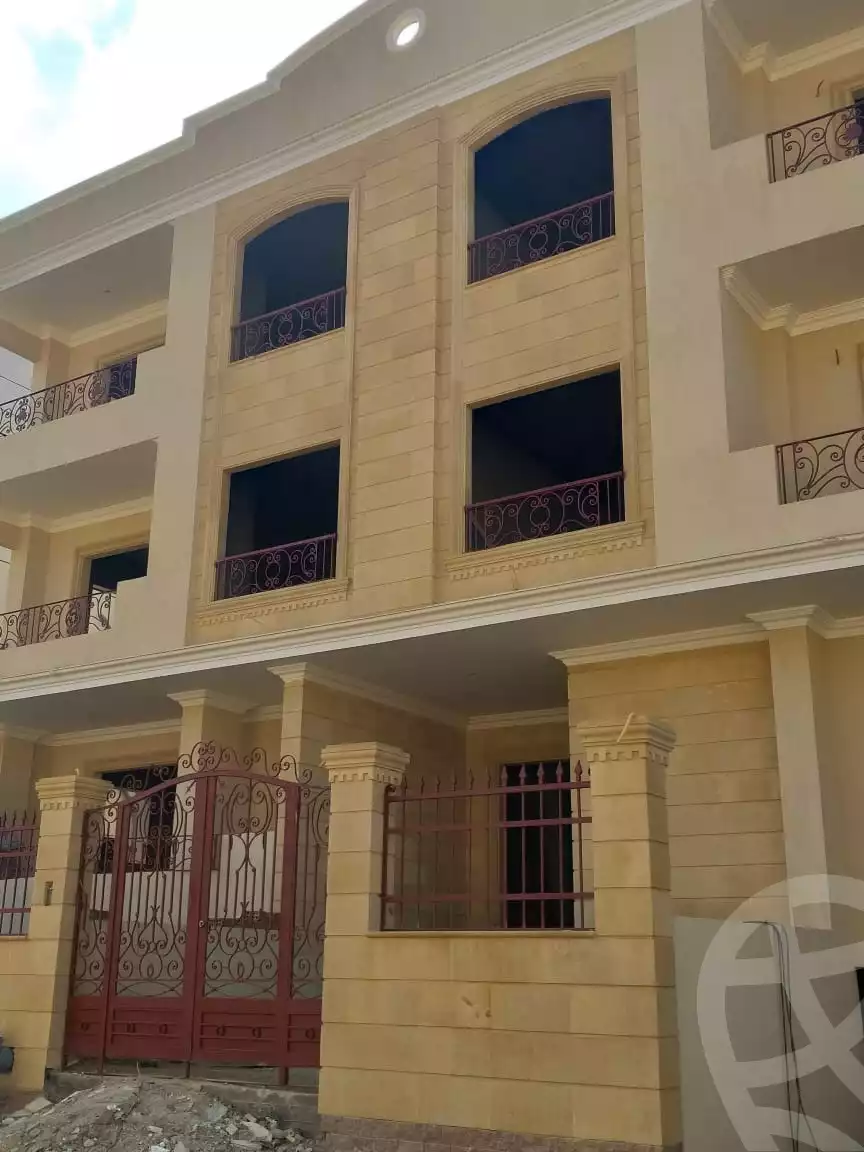 https://aqarmap.com.eg/ar/listing/5802982-for-sale-cairo-new-cairo-el-kornfol-el-kornfol-1