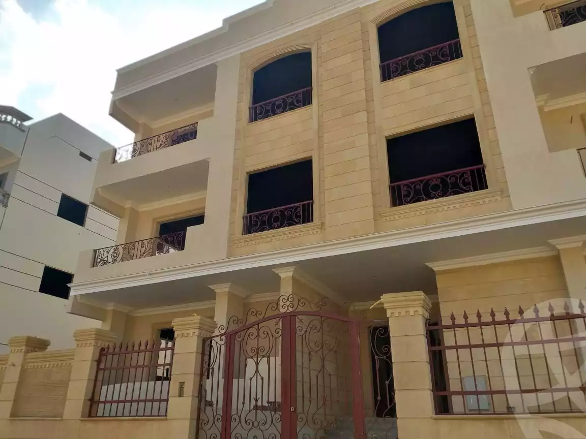 https://aqarmap.com.eg/ar/listing/5802982-for-sale-cairo-new-cairo-el-kornfol-el-kornfol-1