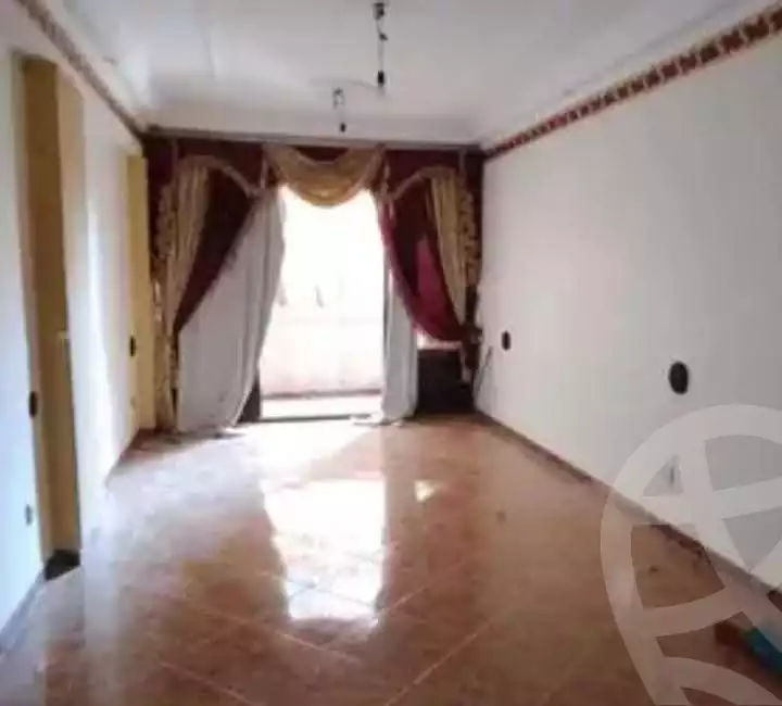 https://aqarmap.com.eg/ar/listing/5803883-for-rent-alexandria-l-jmy-lbytsh-el-hay-st