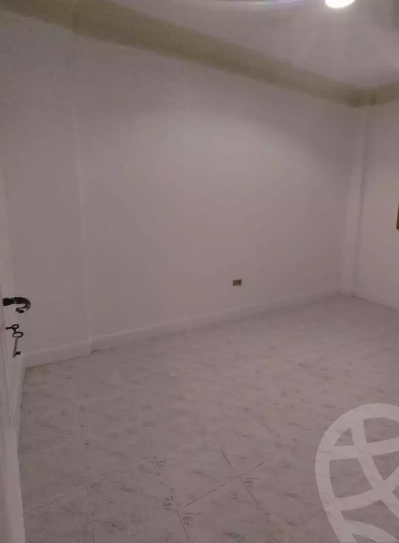 https://aqarmap.com.eg/en/listing/5803966-for-sale-alexandria-moharram-bey-tryq-qn-lswys