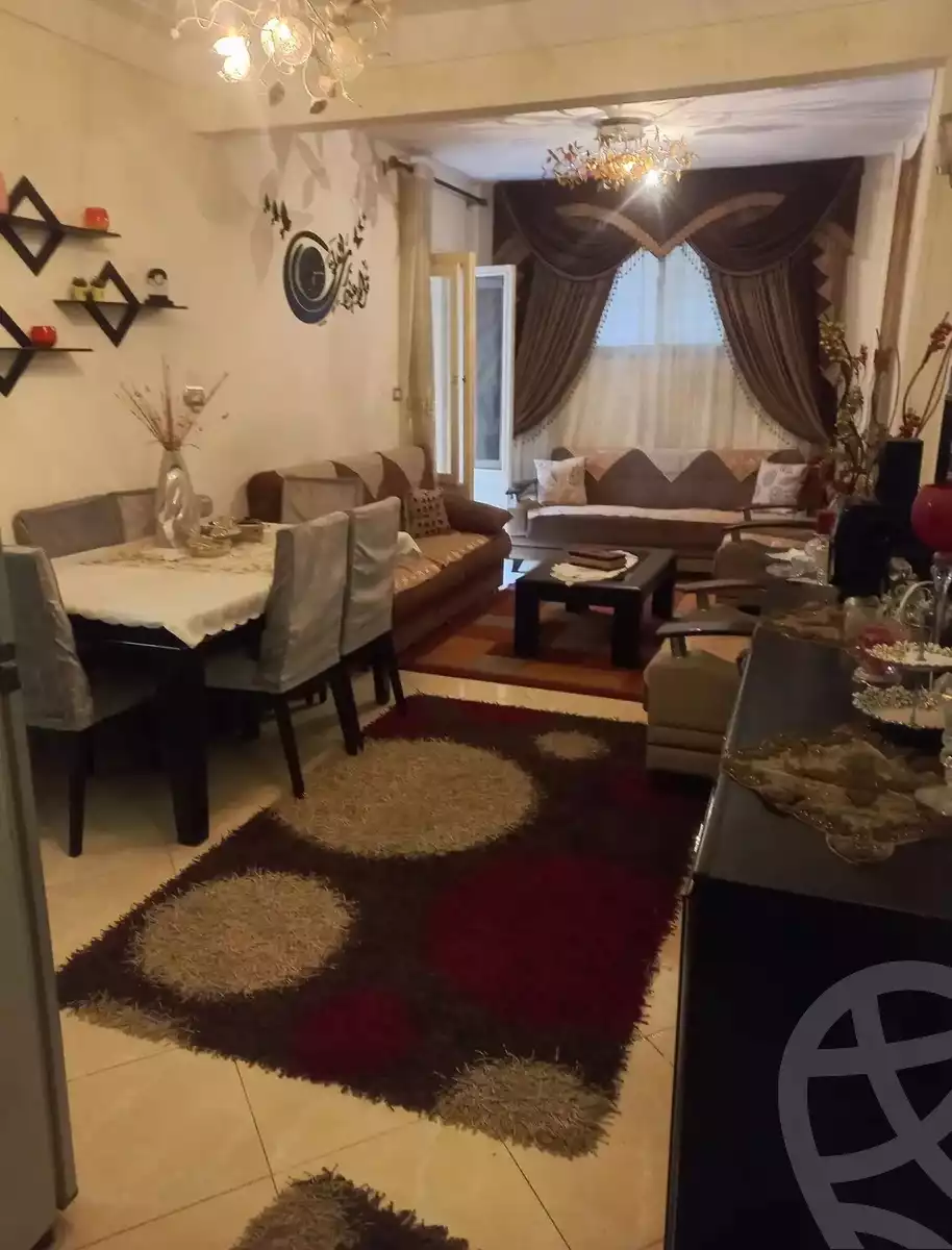 https://aqarmap.com.eg/en/listing/5804458-for-sale-alexandria-zezenia-ibrahim-el-attar-st