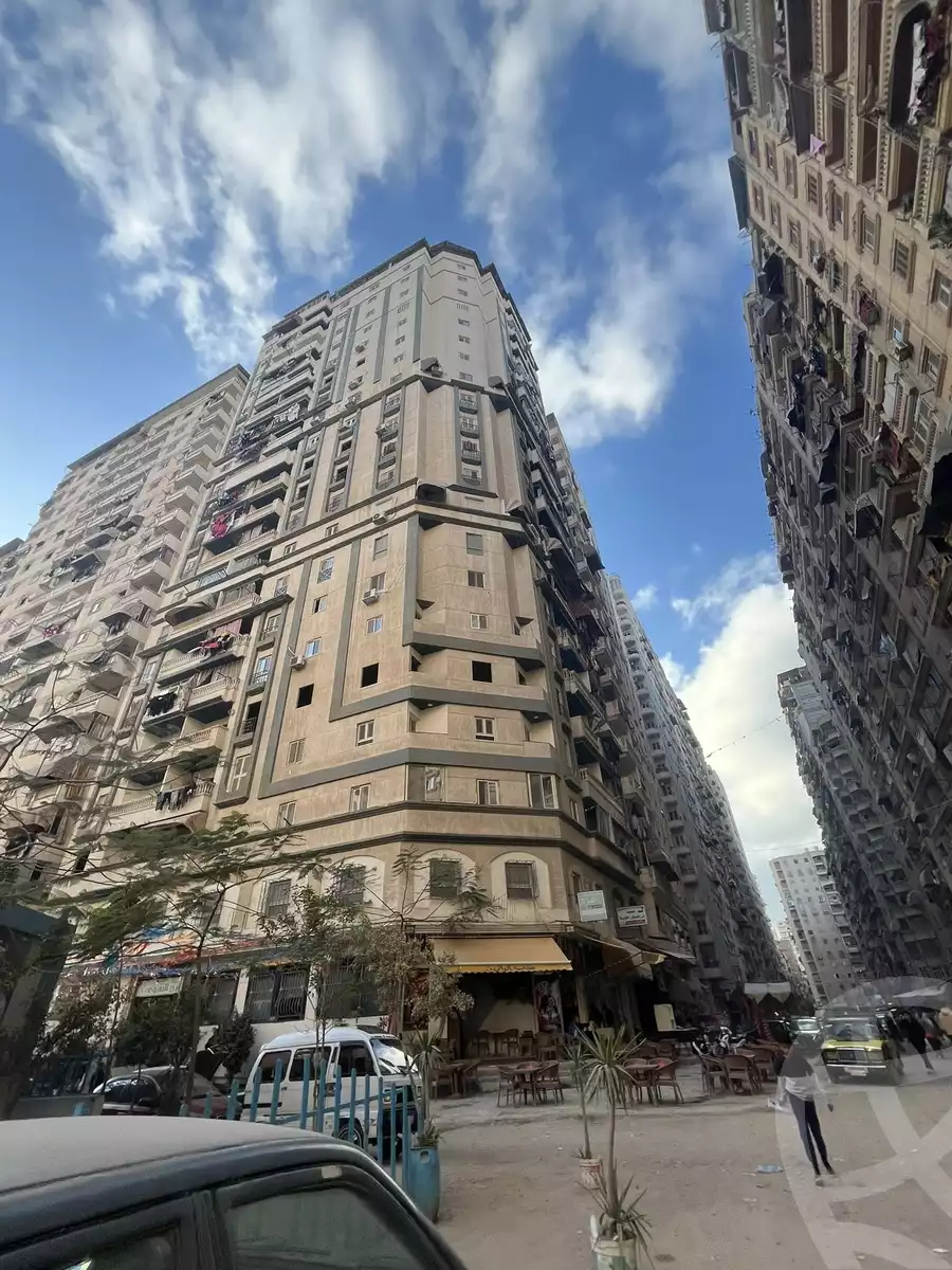 https://aqarmap.com.eg/ar/listing/5804481-for-sale-alexandria-sydy-bshr-sydy-bshr-qbly-rd-lfdly