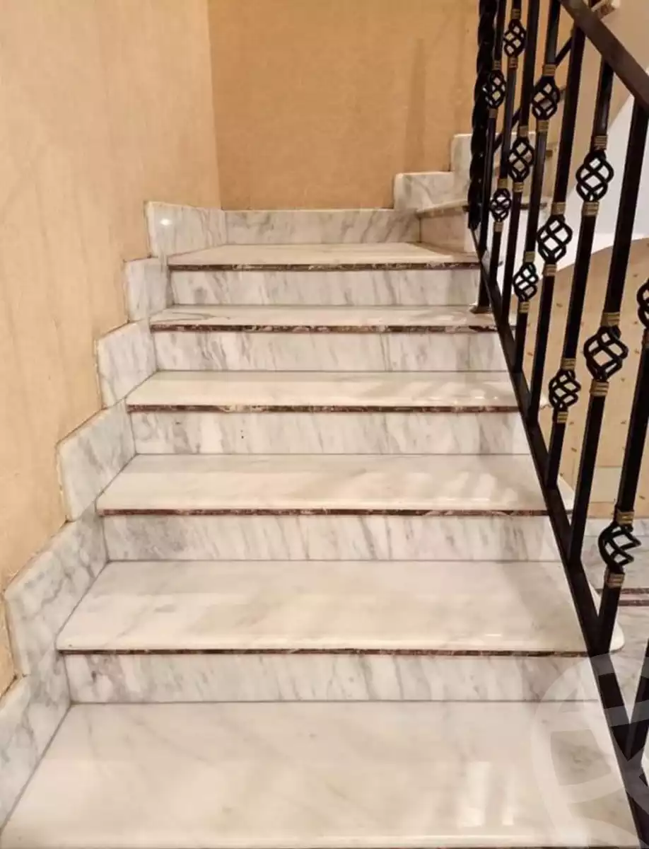 https://aqarmap.com.eg/en/listing/5805644-for-sale-cairo-el-sheikh-zayed-city-compounds-hadayek-el-mohandiseen
