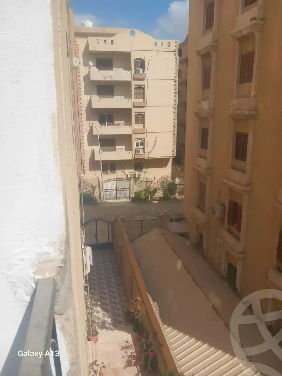 https://aqarmap.com.eg/en/listing/5687415-for-sale-cairo-6th-of-october-el-ahyaa-neighborhood-5th-street-42