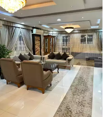 https://aqarmap.com.eg/en/listing/5806978-for-rent-cairo-el-mohandesen-meet-oqbah-esraa-al-malmin-st