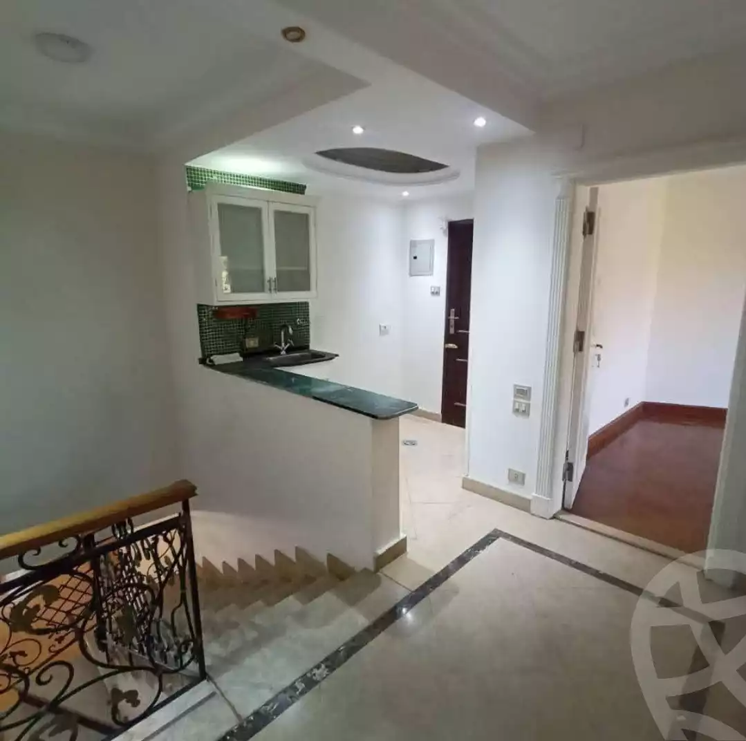 https://aqarmap.com.eg/en/listing/5807270-for-sale-cairo-6th-of-october-compounds-kmbwnd-syty-fyw