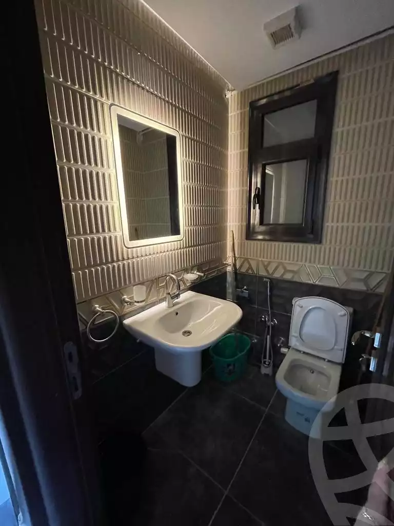 https://aqarmap.com.eg/en/listing/5807425-for-rent-cairo-el-sheikh-zayed-city-compounds-kmbwnd-wyst-twn-swdyk