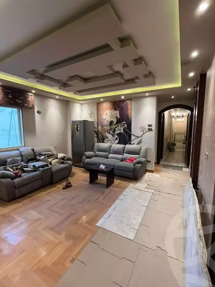 https://aqarmap.com.eg/en/listing/5811088-for-sale-alexandria-glim