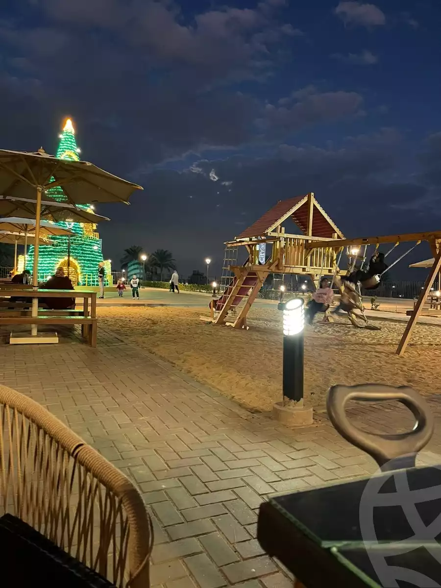 https://aqarmap.com.eg/en/listing/5811857-for-sale-cairo-6th-of-october-hadaeq-october-kmbwnd-fy-hdyq-ktwbr-ashgar-city