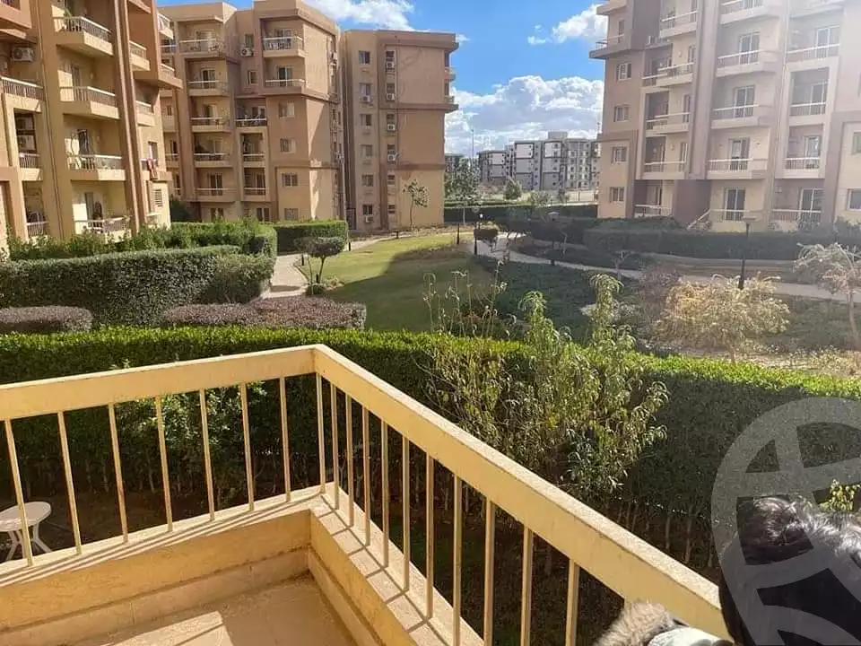 https://aqarmap.com.eg/en/listing/5811866-for-sale-cairo-6th-of-october-hadaeq-october-kmbwnd-fy-hdyq-ktwbr-ashgar-city