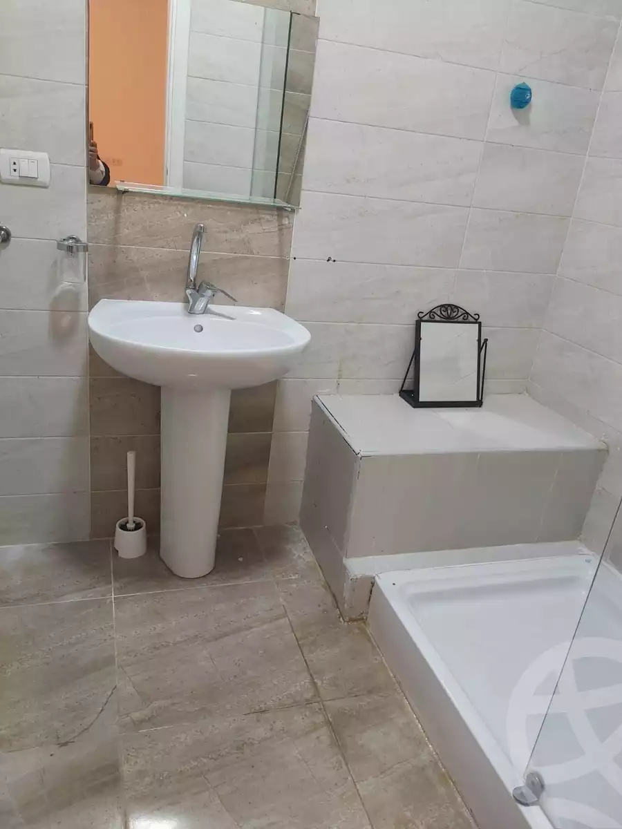 https://aqarmap.com.eg/ar/listing/5813864-for-rent-cairo-el-sheikh-zayed-city-compounds-green-3