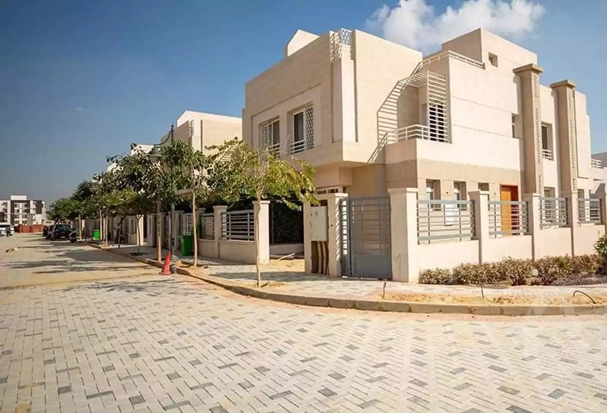 https://aqarmap.com.eg/en/listing/5814812-for-sale-cairo-el-sheikh-zayed-city-compounds-atrio