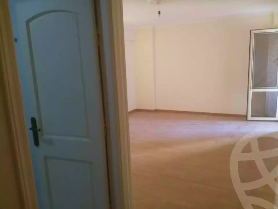 https://aqarmap.com.eg/en/listing/5816020-for-sale-alexandria-smouha-mohammed-fawzi-moaz-st