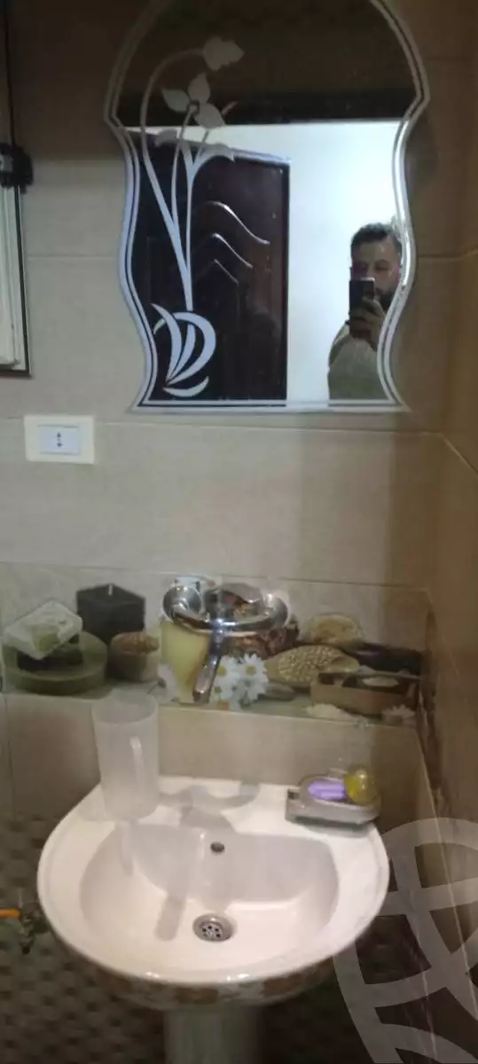 https://aqarmap.com.eg/ar/listing/5816148-for-sale-alexandria-alexandria-marsa-matrouh-rd