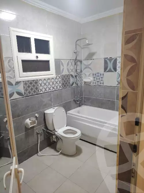 https://aqarmap.com.eg/en/listing/5816844-for-sale-cairo-faisal-el-maryotyah-dr-lashin-st