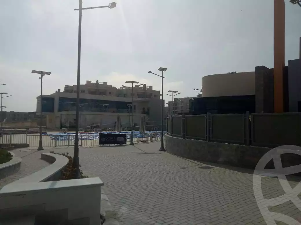 https://aqarmap.com.eg/en/listing/5819756-for-rent-cairo-el-sheikh-zayed-city-compounds-dh-drys