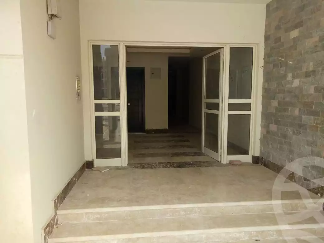 https://aqarmap.com.eg/en/listing/5819756-for-rent-cairo-el-sheikh-zayed-city-compounds-dh-drys