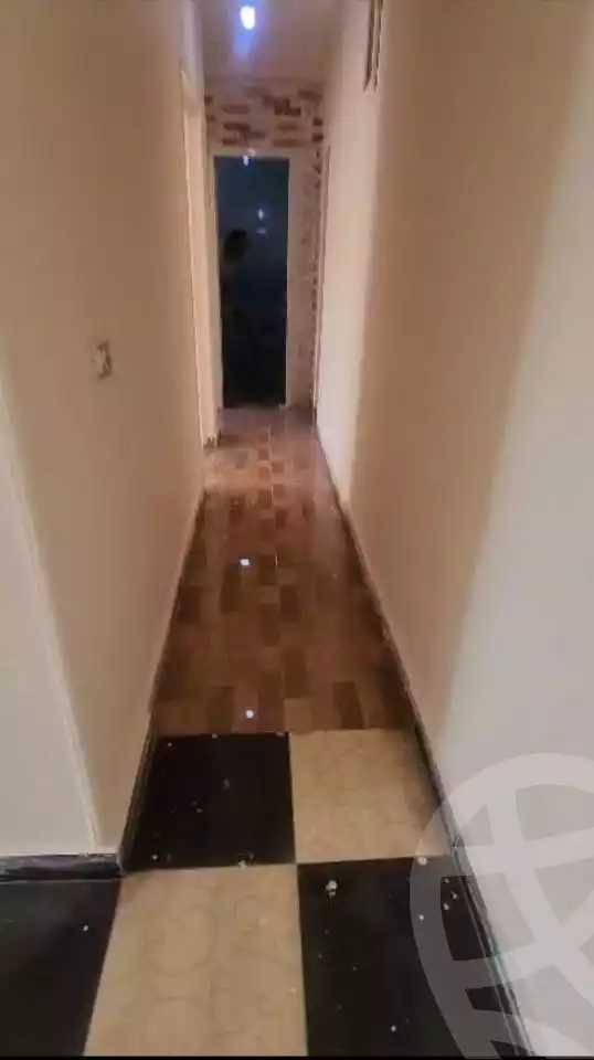 https://aqarmap.com.eg/ar/listing/5819937-for-sale-cairo-mokattam-el-hadabah-el-wosta-compounds-zahrat-el-madaen