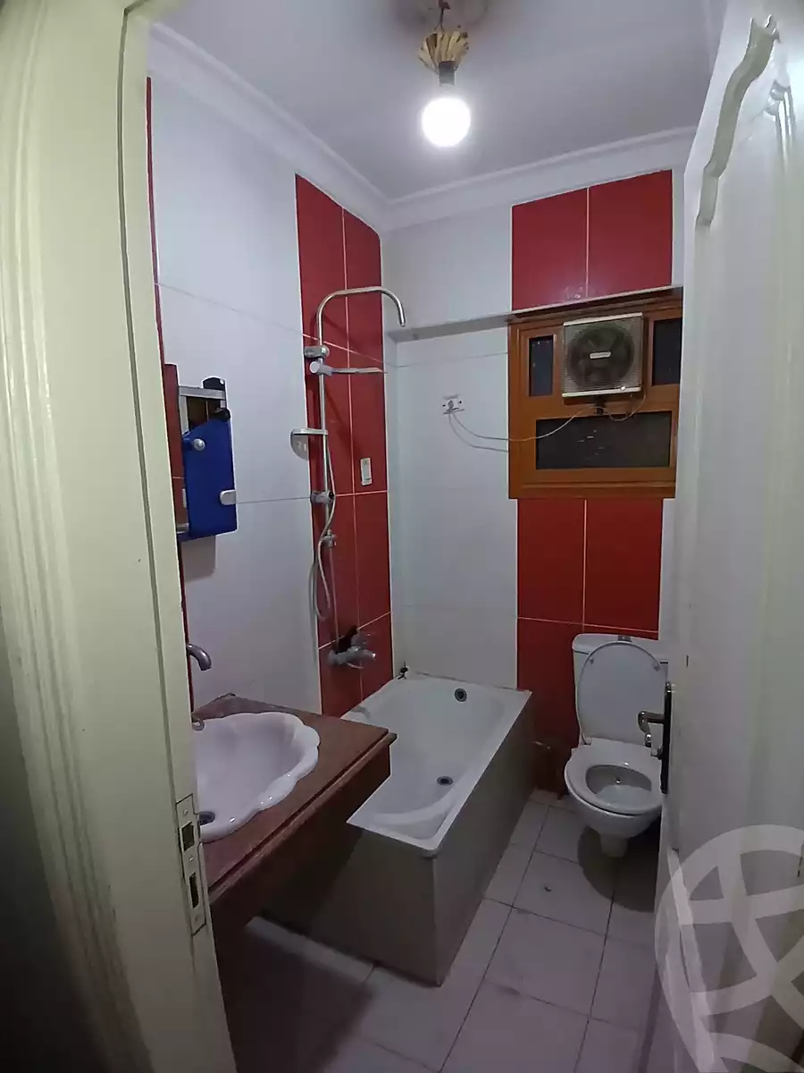 https://aqarmap.com.eg/en/listing/5820789-for-sale-cairo-helwan-el-ezba-el-qebliah-ragheb-st