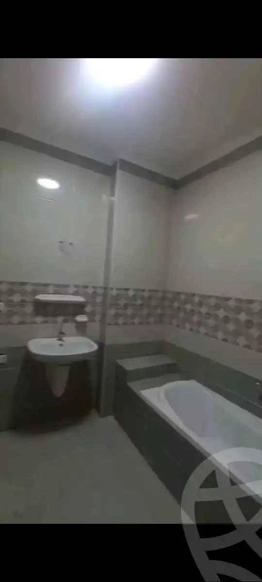 https://aqarmap.com.eg/ar/listing/5821219-for-rent-cairo-mokattam-el-hadabah-el-wosta-el-mantaqa-el-olaa-baron-school-street