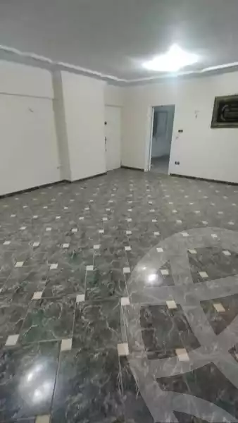 https://aqarmap.com.eg/en/listing/5822991-for-sale-cairo-helwan-helwan-el-sharkeya-mostafa-safwat-st