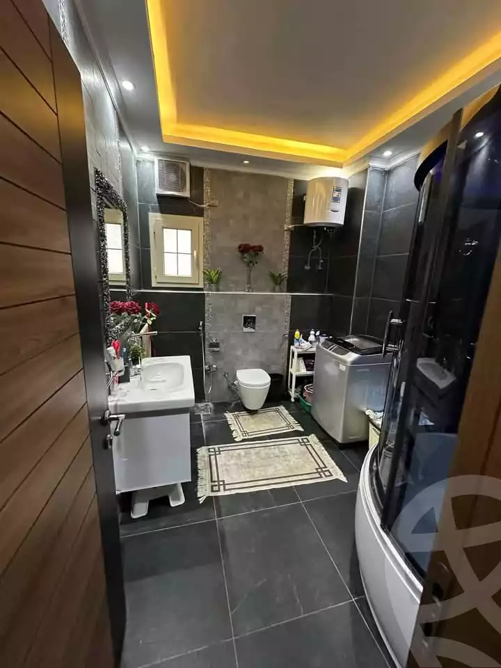 https://aqarmap.com.eg/en/listing/5824821-for-sale-sharqia-zagazig-zagazig-city-tolba-awaida-st