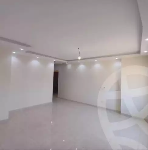 https://aqarmap.com.eg/en/listing/5826807-for-rent-cairo-mokattam-lhdb-l-ly