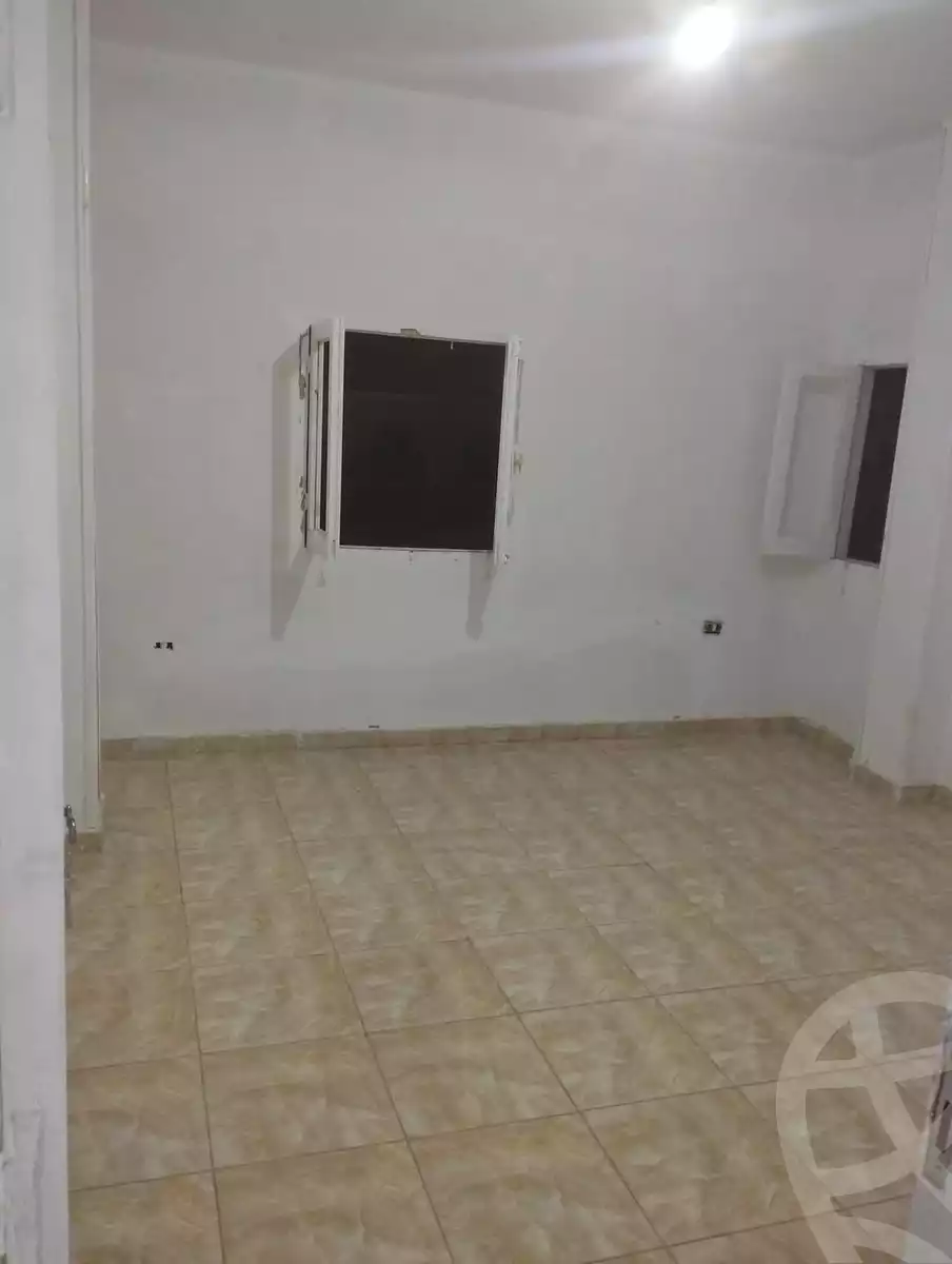 https://aqarmap.com.eg/en/listing/5826753-for-sale-cairo-helwan-rostom-st