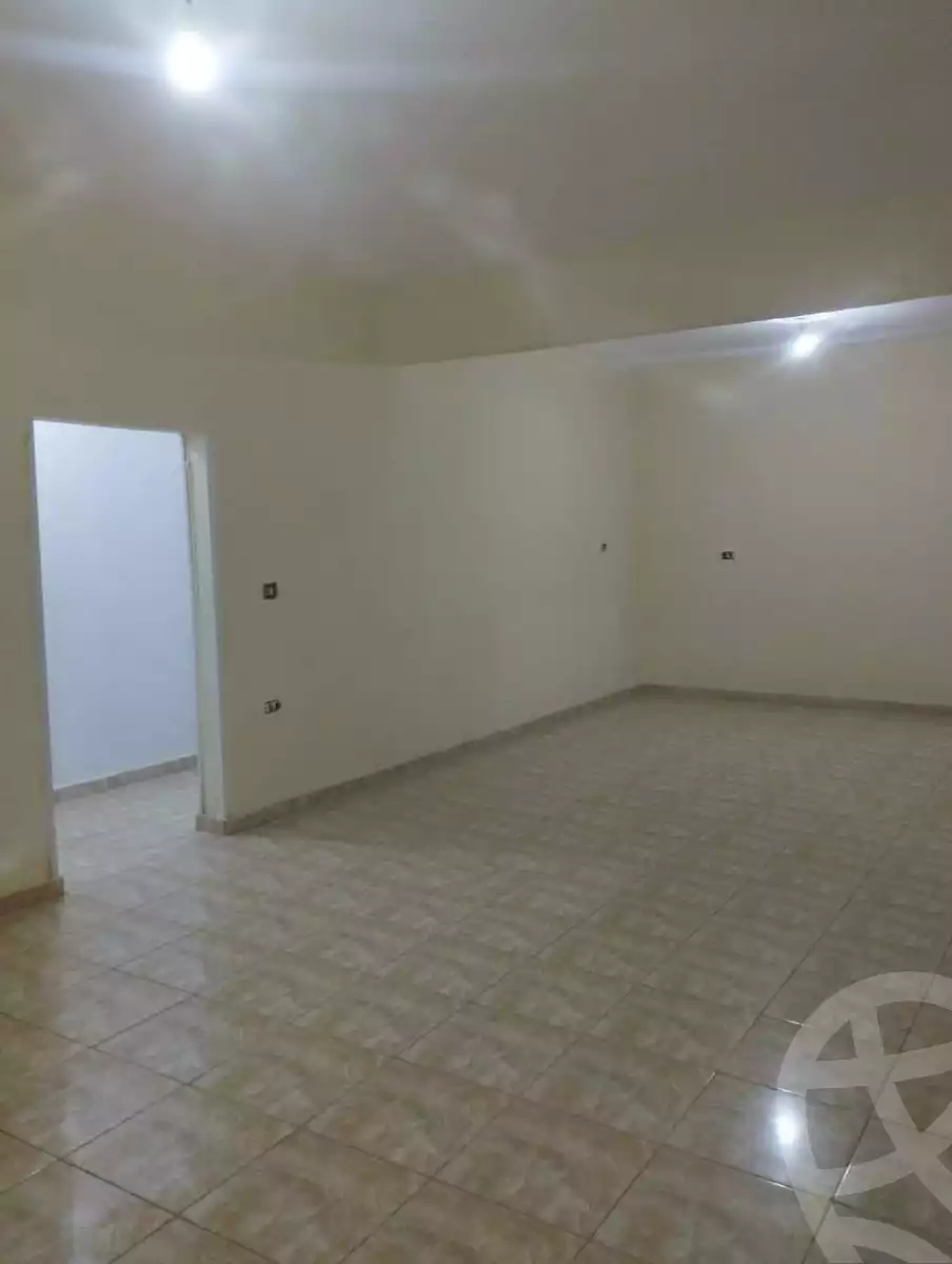 https://aqarmap.com.eg/en/listing/5826753-for-sale-cairo-helwan-rostom-st