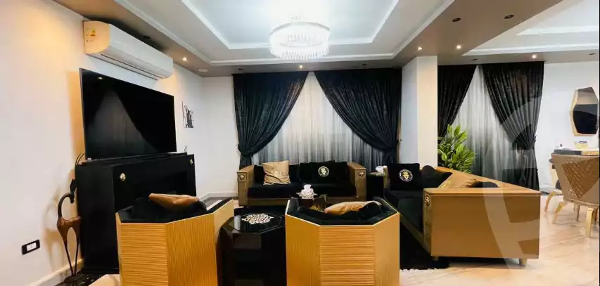 https://aqarmap.com.eg/ar/listing/5828289-for-sale-cairo-el-shorouk-compounds-granda-life