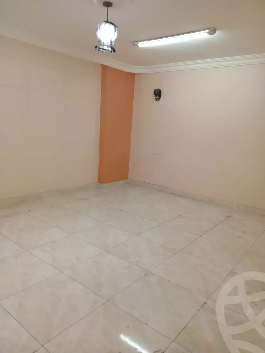 https://aqarmap.com.eg/ar/listing/5829271-for-rent-cairo-ain-shams-jsr-lswys