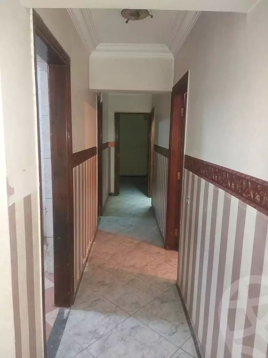 https://aqarmap.com.eg/en/listing/5829572-for-sale-cairo-helwan-helwan-el-sharkeya-khesro-basha-st