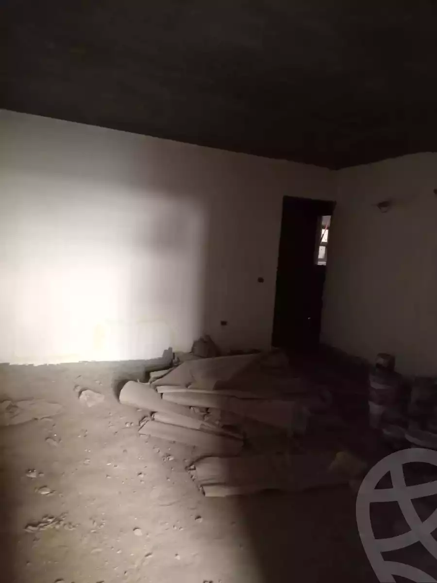 https://aqarmap.com.eg/en/listing/5829807-for-sale-cairo-mokattam-el-hadabah-el-wosta-compounds-aman