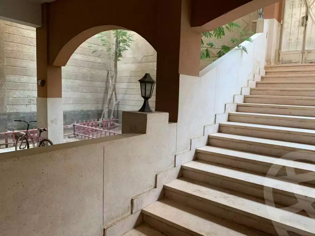 https://aqarmap.com.eg/en/listing/5829813-for-sale-cairo-hadayek-el-ahram-khufu-gate