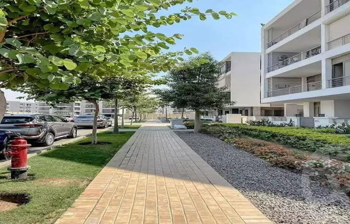 https://aqarmap.com.eg/en/listing/5830912-for-sale-cairo-new-cairo-compounds-sarai