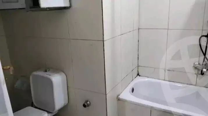 https://aqarmap.com.eg/en/listing/5832164-for-rent-cairo-mokattam