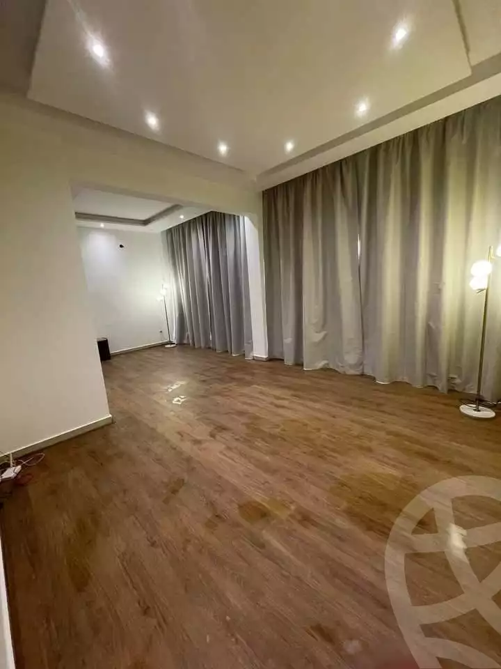 https://aqarmap.com.eg/en/listing/5832937-for-sale-cairo-new-cairo-compounds-sephora-heights
