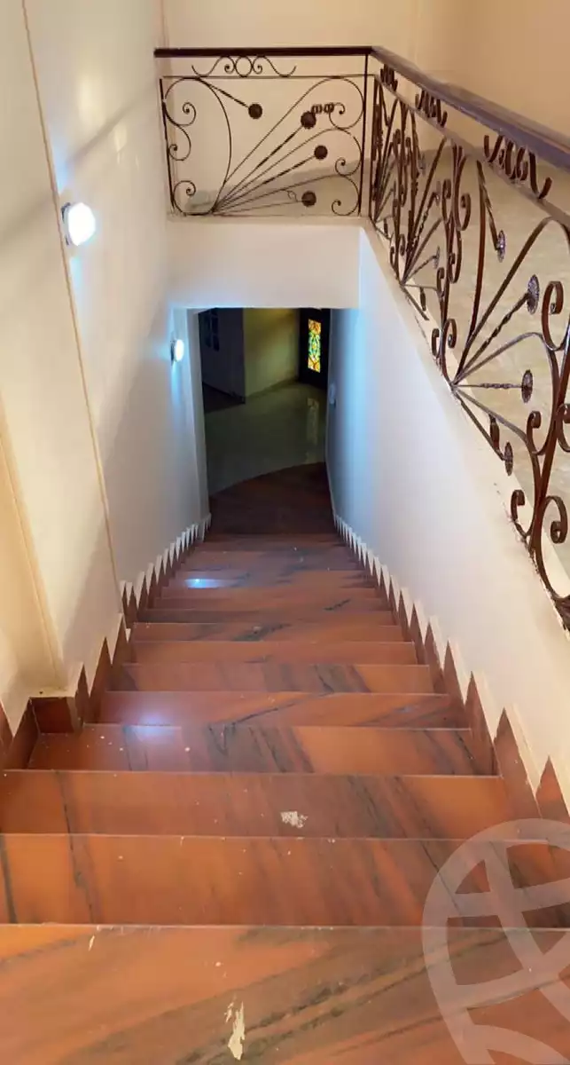 https://aqarmap.com.eg/ar/listing/5835400-for-rent-cairo-al-oubour-el-hay-el-sades-el-sayeda-nafisa-st