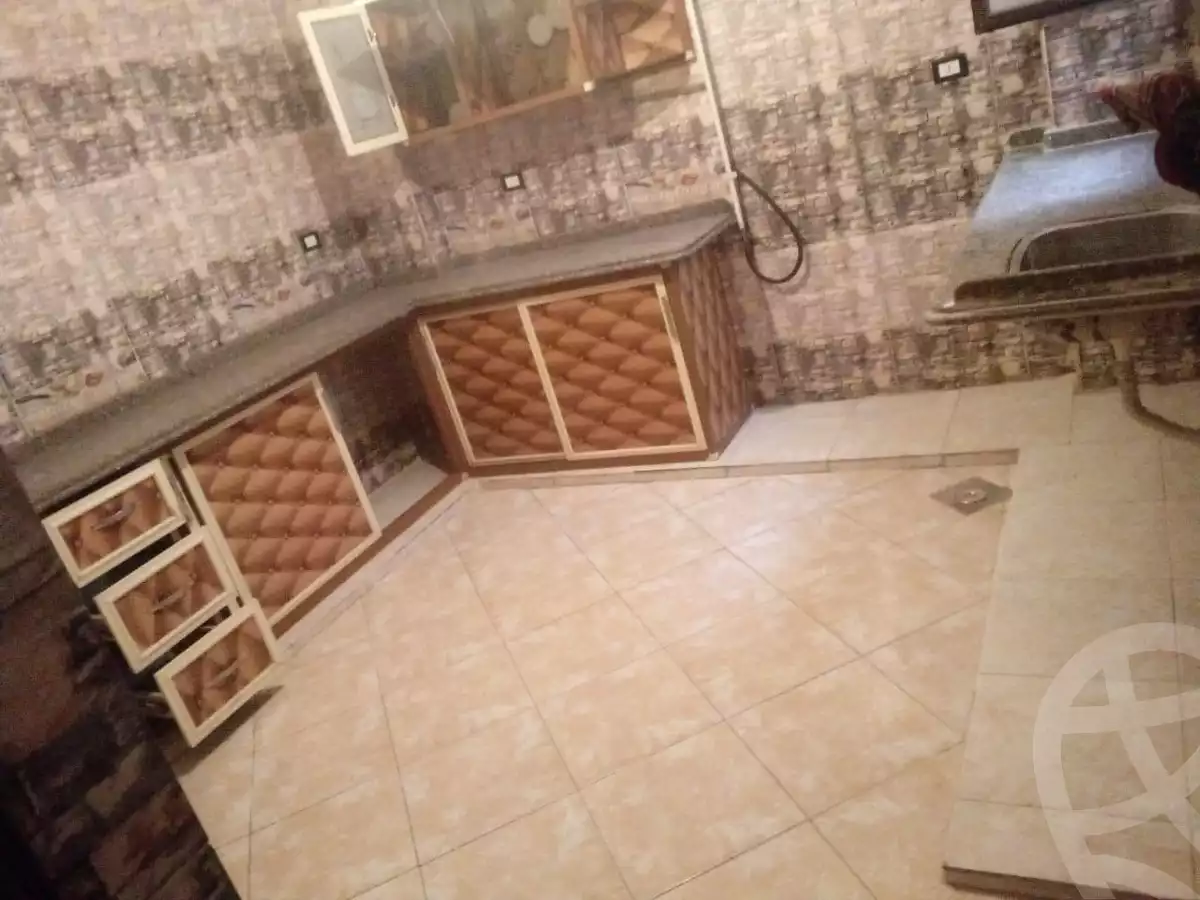 https://aqarmap.com.eg/ar/listing/5835740-for-rent-alexandria-l-jmy-el-kilo-21