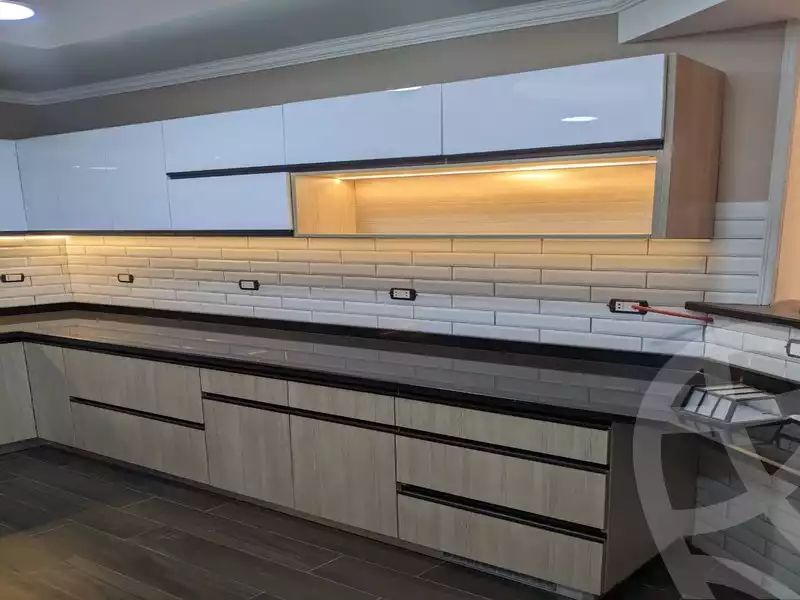 https://aqarmap.com.eg/en/listing/5835795-for-sale-cairo-el-sheikh-zayed-city-compounds-zayed-regency