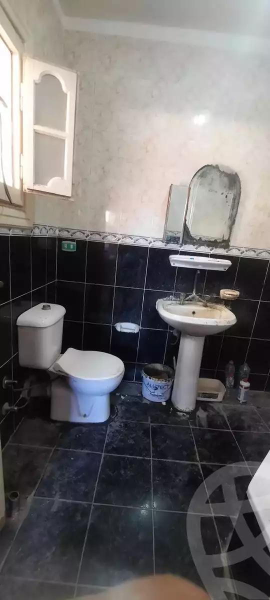 https://aqarmap.com.eg/en/listing/5836467-for-sale-alexandria-l-jmy-el-hanouvel-abd-el-moneam-gaber-st