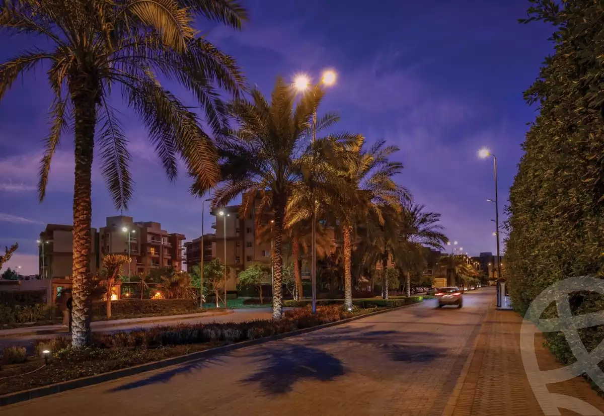 https://aqarmap.com.eg/en/listing/5838368-for-sale-cairo-6th-of-october-hadaeq-october-kmbwnd-fy-hdyq-ktwbr-ashgar-city