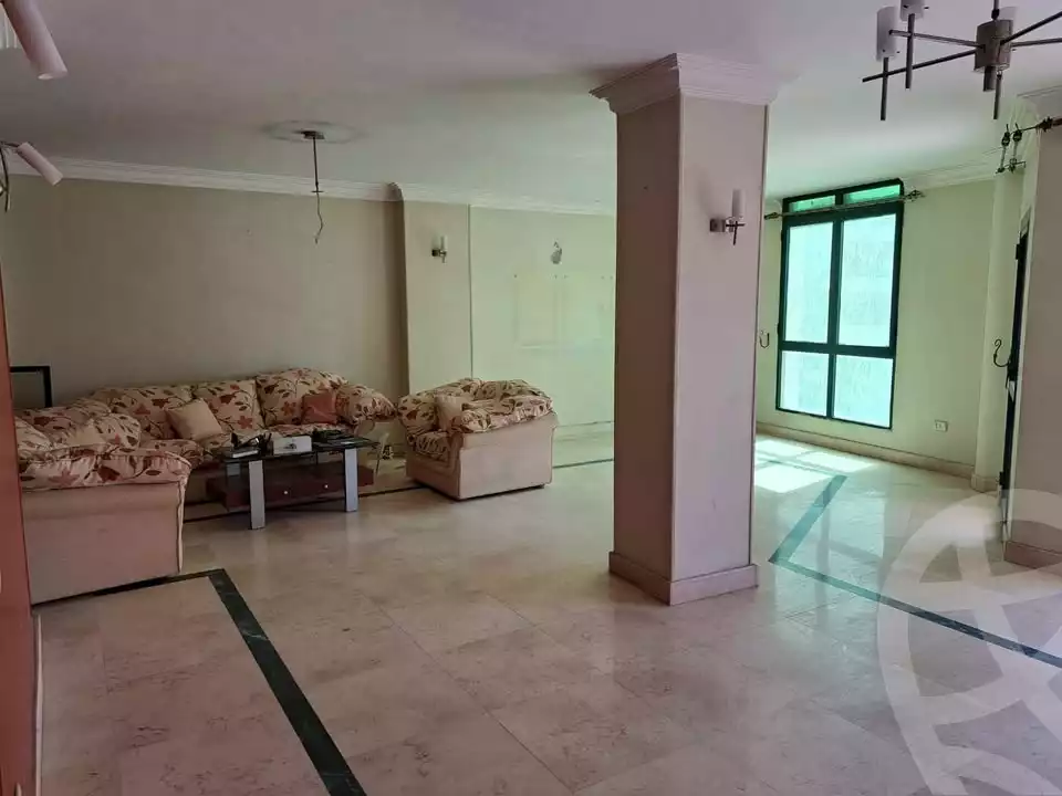 https://aqarmap.com.eg/ar/listing/5839549-for-sale-cairo-mokattam-lhdb-l-ly-shareaa-9
