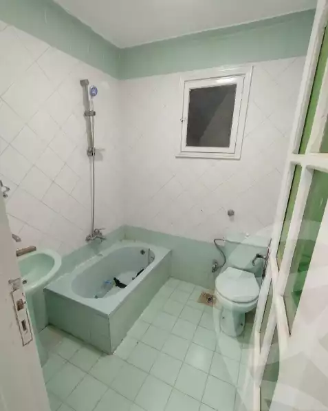 https://aqarmap.com.eg/en/listing/5843010-for-sale-alexandria-l-jmy-el-kilo-21