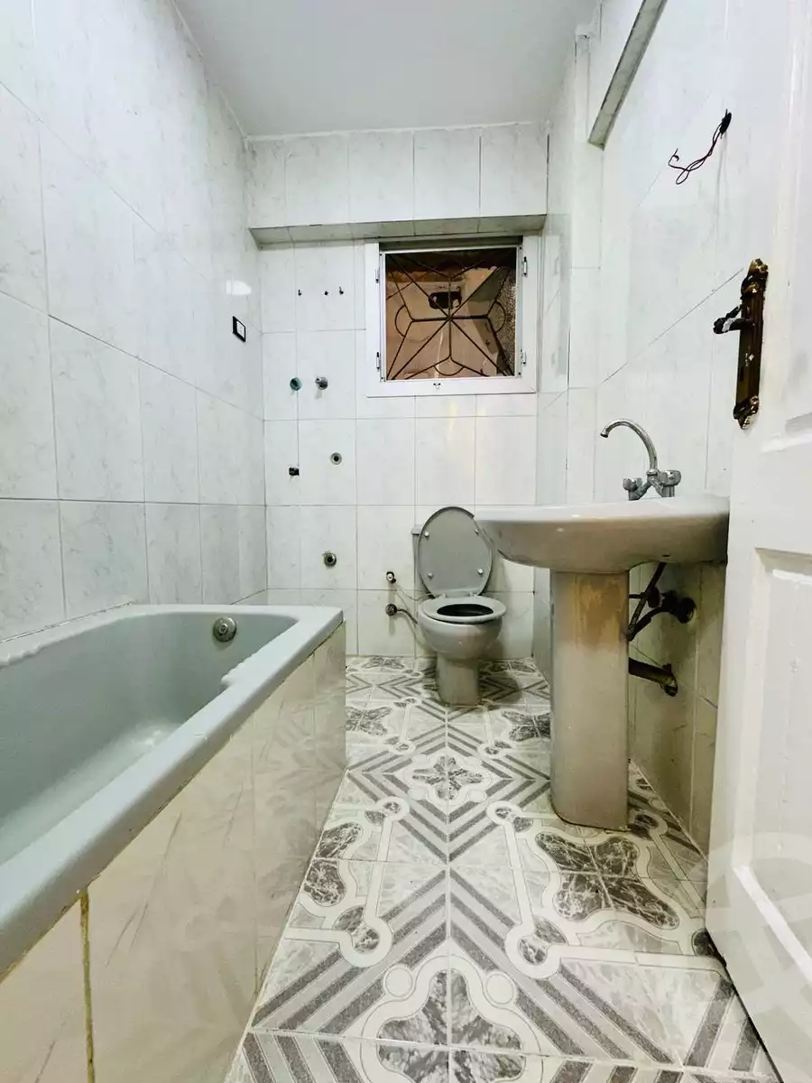 https://aqarmap.com.eg/ar/listing/5843387-for-sale-alexandria-l-jmy-shataa-el-nakheel